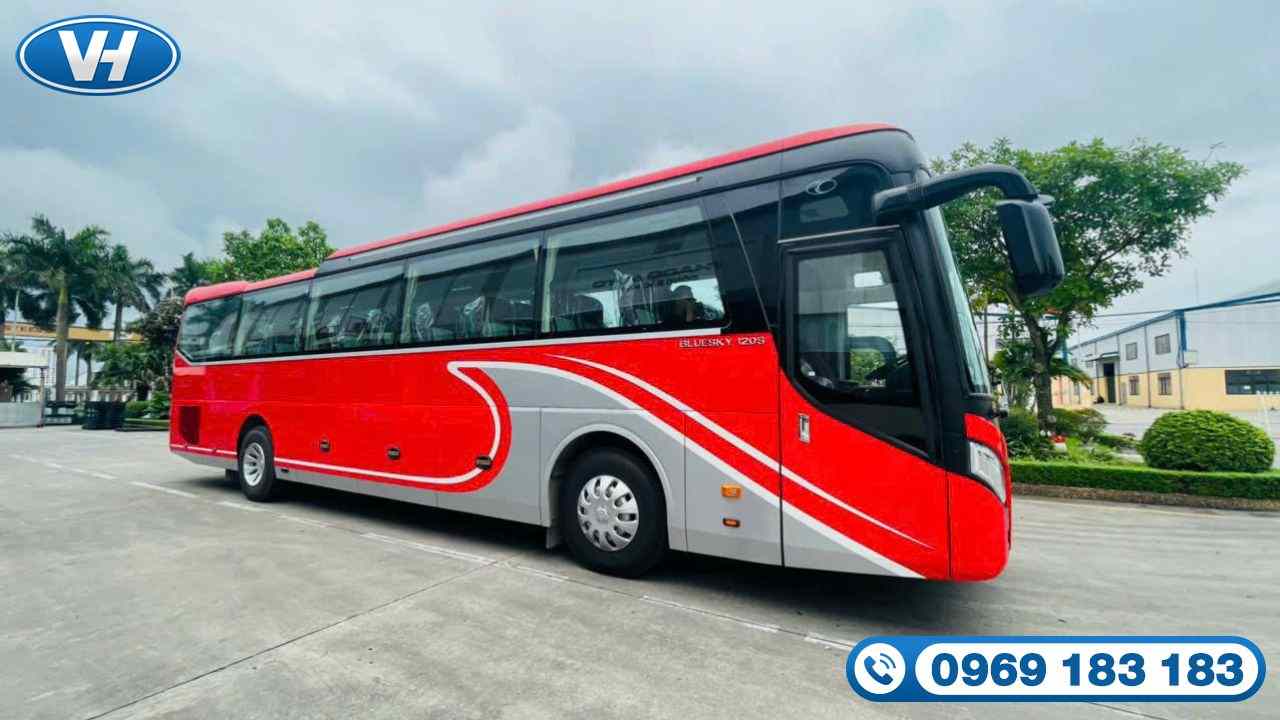 Thuê xe là phương án được lựa chọn cho nhiều hành trình