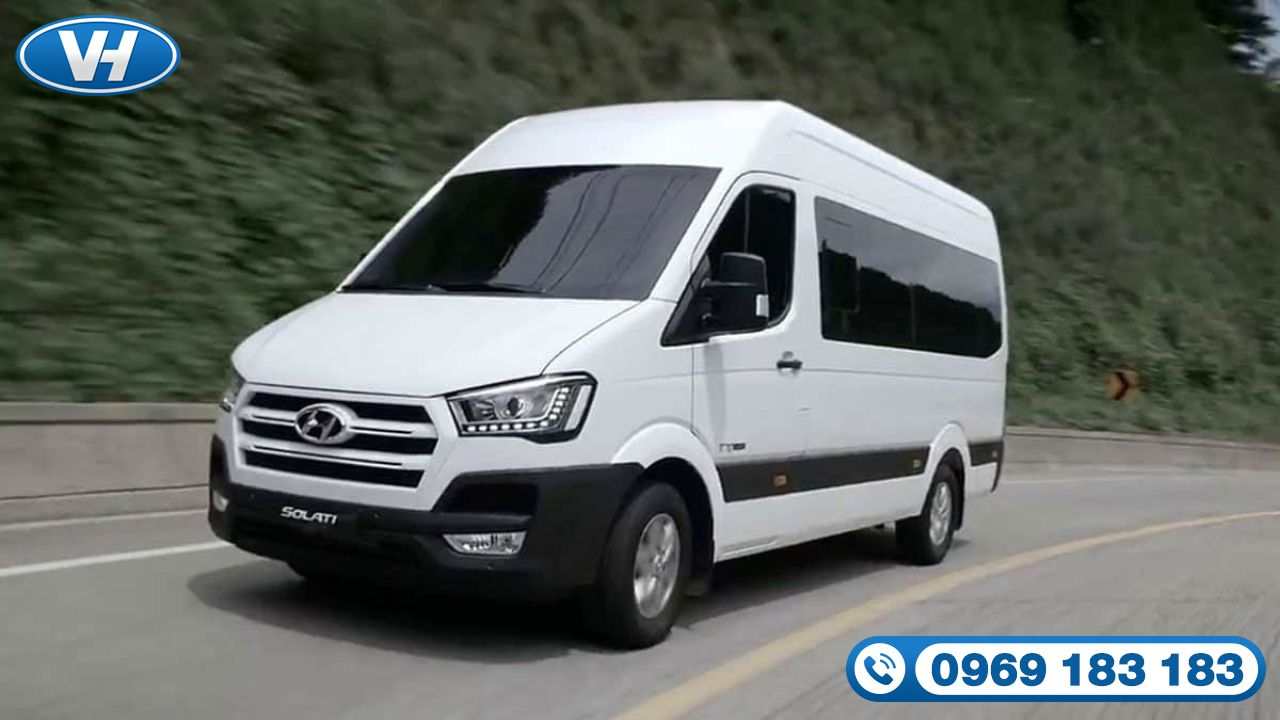 Đa dạng các dòng xe 16 chỗ hiện đại phục vụ khách hàng Đa dạng các dòng xe 16 chỗ tiện nghi phục vụ khách hàng