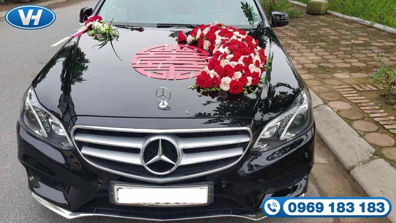 Chọn màu xe cưới phù hợp là yếu tố mang đến may mắn