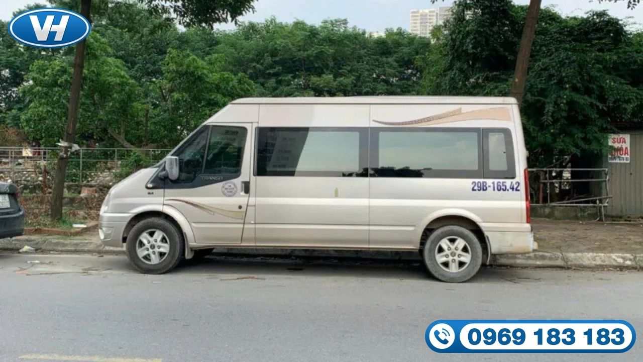 Chọn xe mới đẹp, hiện đại để chuyến đi tiện ích hơn