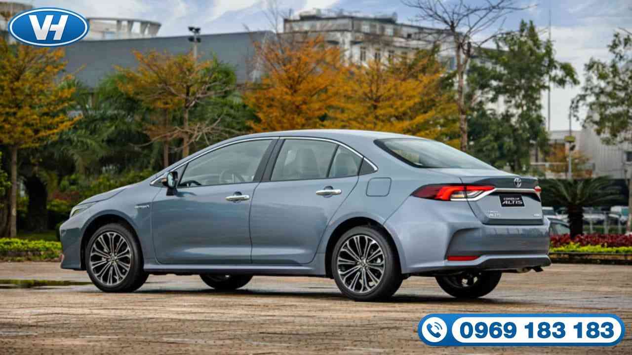 Xe đời mới giúp cho chuyến đi suôn sẻ Xe hiện đại giúp cho chuyến đi suôn sẻ