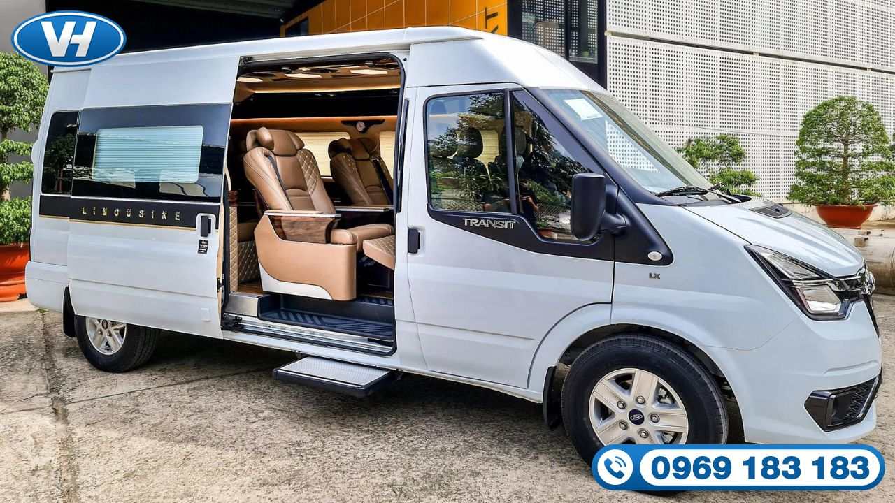 Xe 9 chỗ rộng rãi phù hợp cho cả gia đình