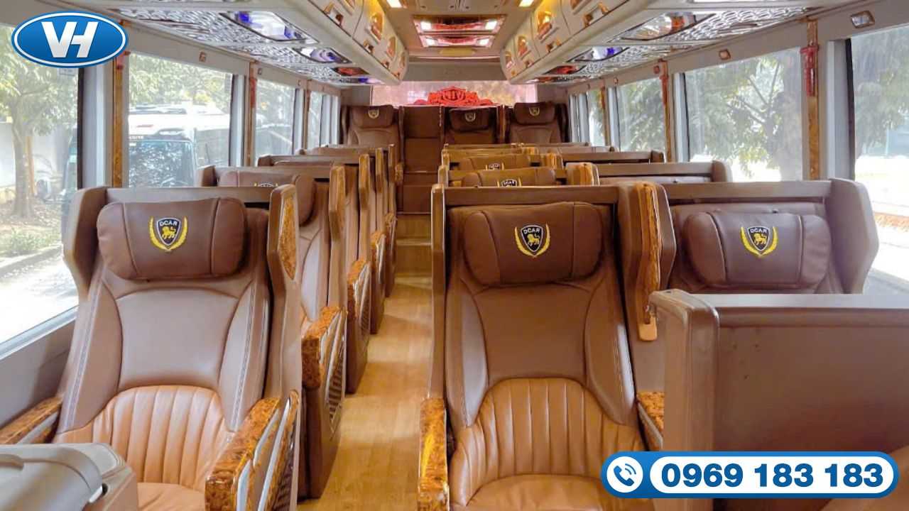 Vân Hải cho thuê xe Limousine 19 chỗ đời mới, đón tận nơi tại Hà Nội