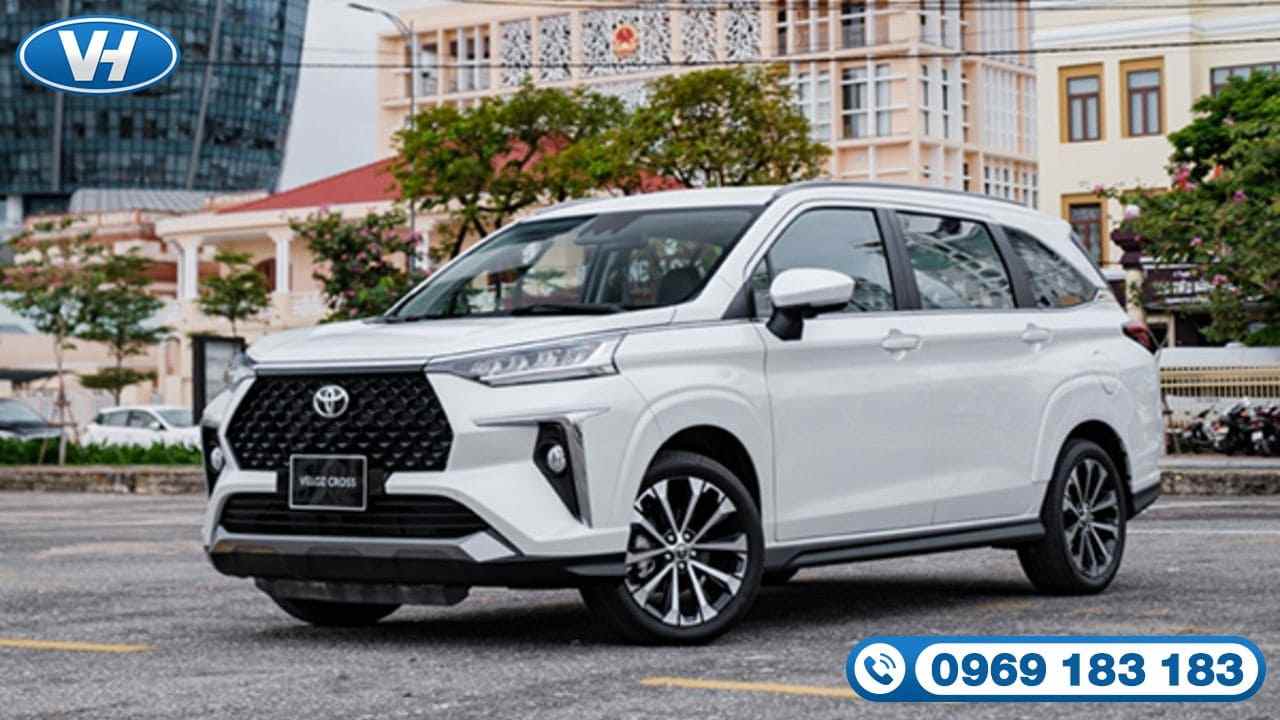 Xe 7 chỗ rộng rãi đáp ứng tốt nhu cầu di chuyển gia đình