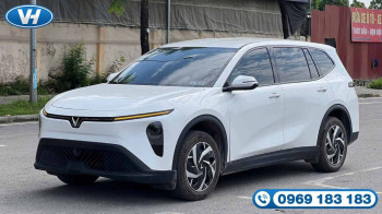 Thuê xe điện đi sân bay: Có tiết kiệm hơn xe xăng?